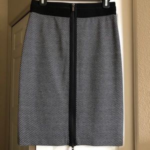 BCBGMAXAZRIA Pencil Skirt with Exposed Zipper EUC